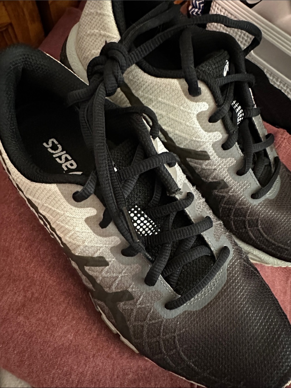 ASICS womenโs Black and Gray Gradient Trainer Sneakers